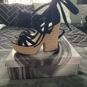JLO size 10 Minel lace-up espadrille platform in black